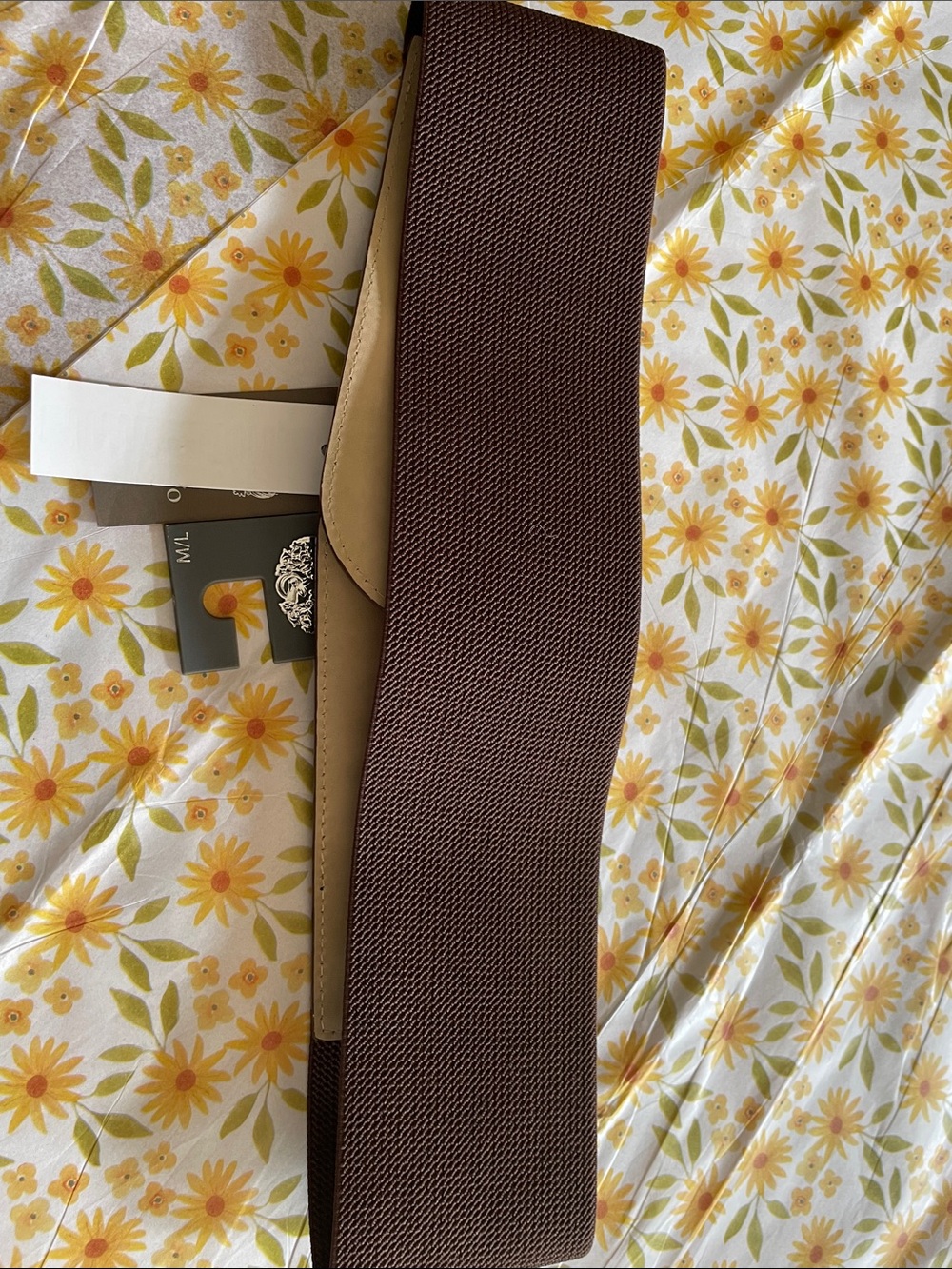 Vince Camuto Wide Brown STRETCH Belt with Gold Buckle - Picture 10 of 14